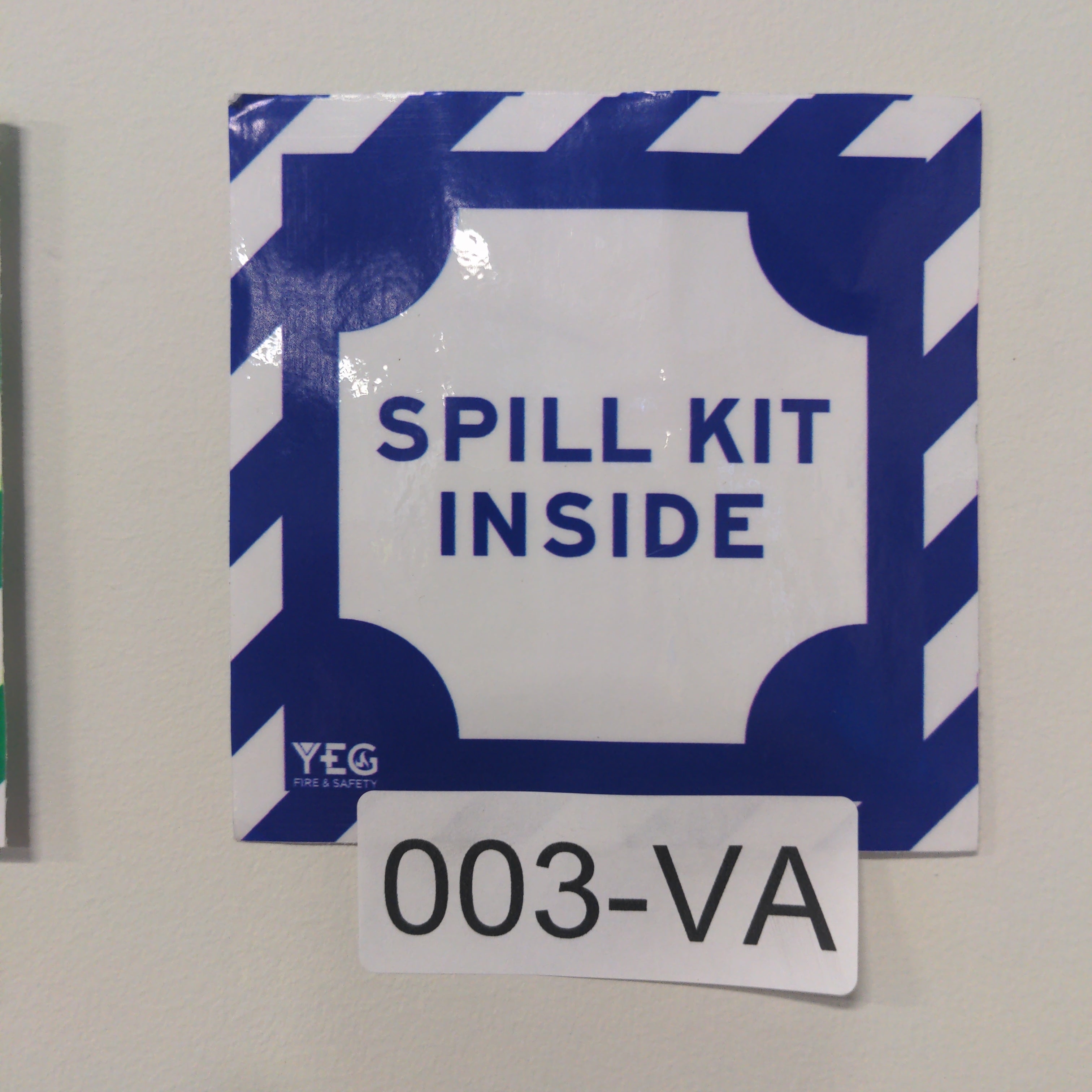 SIGN003VA Vehicle "SPILL KIT INSIDE" 4" x 4" Vinyl Adhesive Sign
